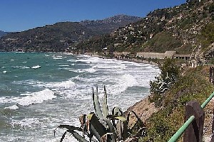 We are continually refining and adding to our portfolio of Nice Places to stay in Italy, so visit our site regularly to find somewhere just that little bit special. All our places to stay are presented with photos and descriptions taken and selected by us personally to give an impression as true to the reality as we can. All places are chosen by our team here in Italy for their combination of price, quality, charm and location. We work in partnership with family run hotels, guest houses and self-catering accommodations. This is NOT an unverified 'web portal' or online directory - we select only those places which we believe make excellent places to base a 1 week holiday or longer.